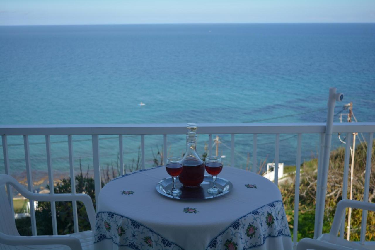 Fiore Rooms Akrotiri  Ngoại thất bức ảnh